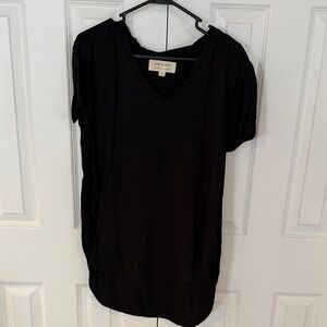 Cloth & Stone Black V-Neck Short Sleeve Top